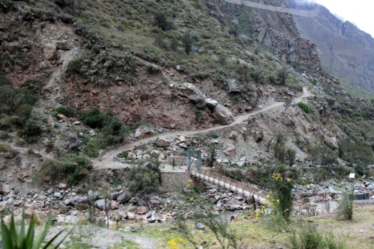 start_of_inca_trail.jpg